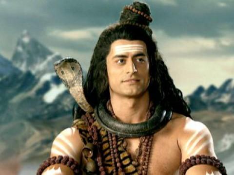 Mahadev's Charisma Sweeps Off Sati's Heart