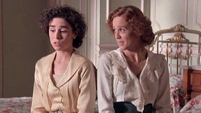 1x37 - Adela y Carolina hacen las paces