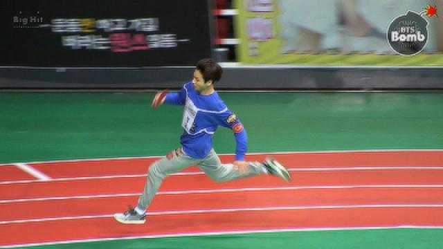 a 400-meter relay race @ 2016 설특집 아육대