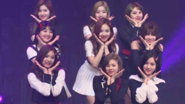 TWICE SHOWCASE #4 SIGNAL