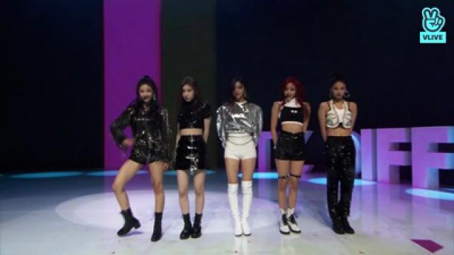 DALLA DALLA - ITZY THE 1ST SINGLE IT’z Different LIVE PREMIERE