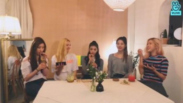 ITZY CAFE-TALK❤️