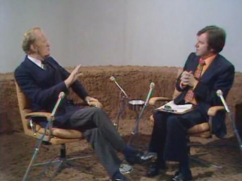 Gordon Jackson on Russell Harty Plus