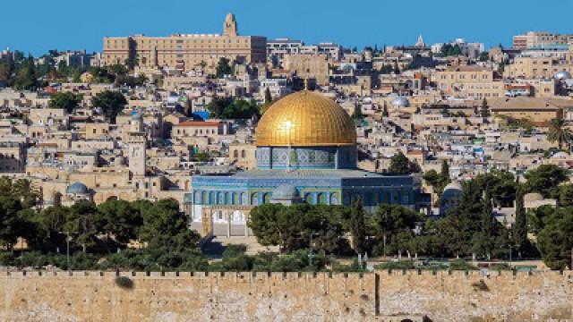 The Holy Land: Israelis and Palestinians Today