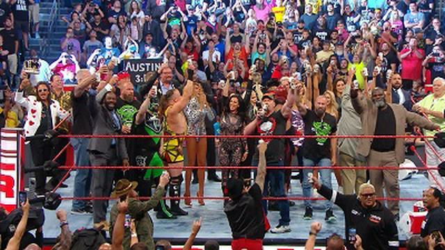 RAW 1365 - RAW Reunion