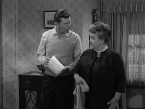 Aunt Bee's Romance