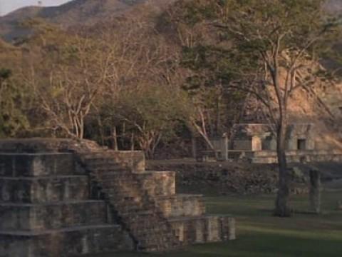 Lost Kingdoms of the Maya