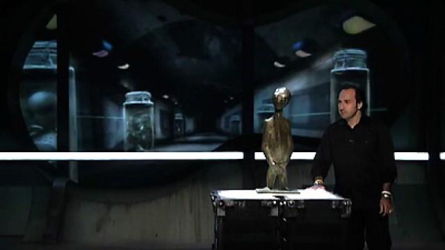 Esculturas extraterrestres - La costa de las cabezas cortadas - El niño del escalón - El tío mantequero