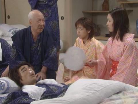 Co-Ed Hot Spring Bowling!! If I Lose I Go Naked!? I'm In Trouble!