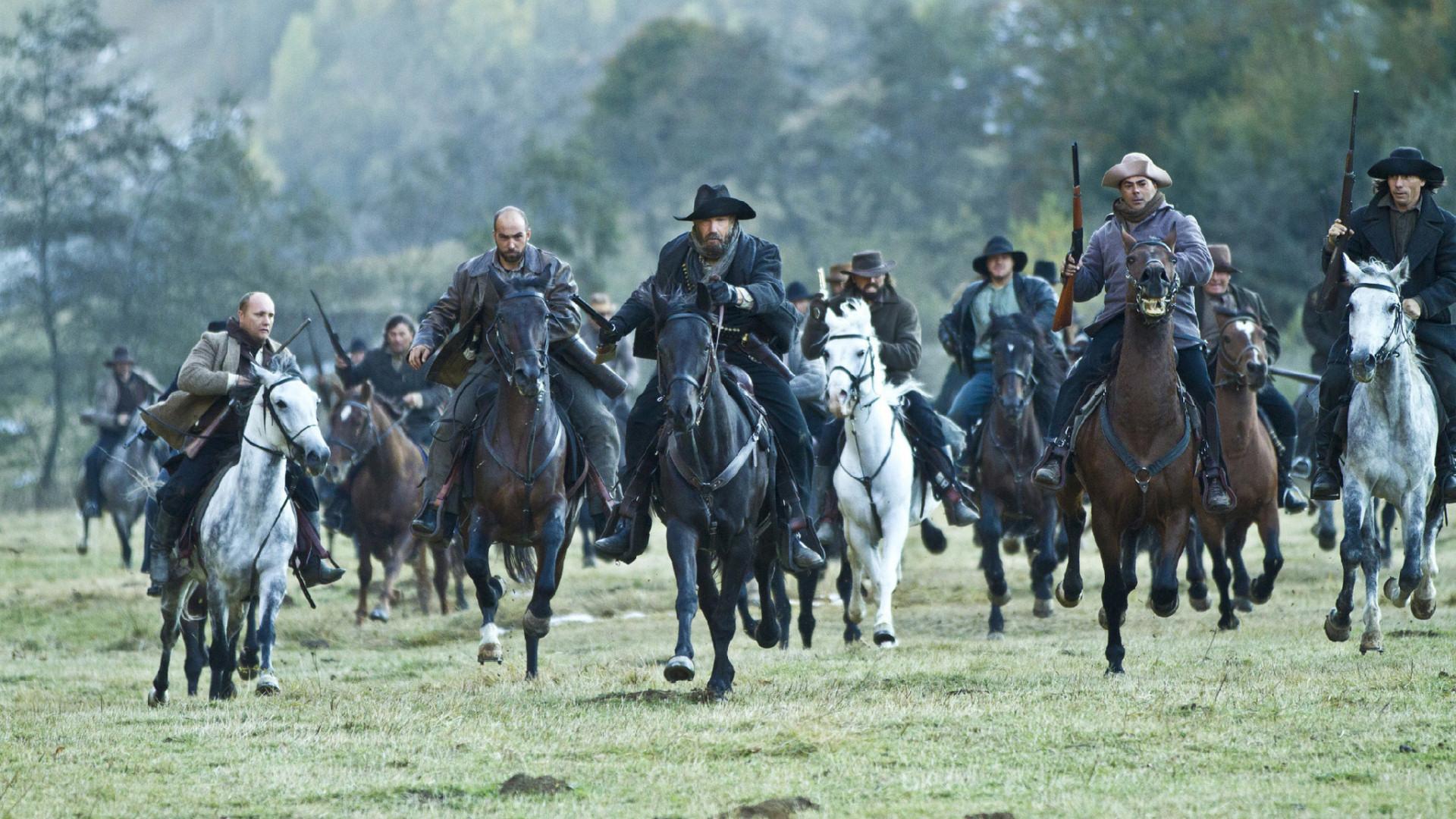 Hatfields & McCoys