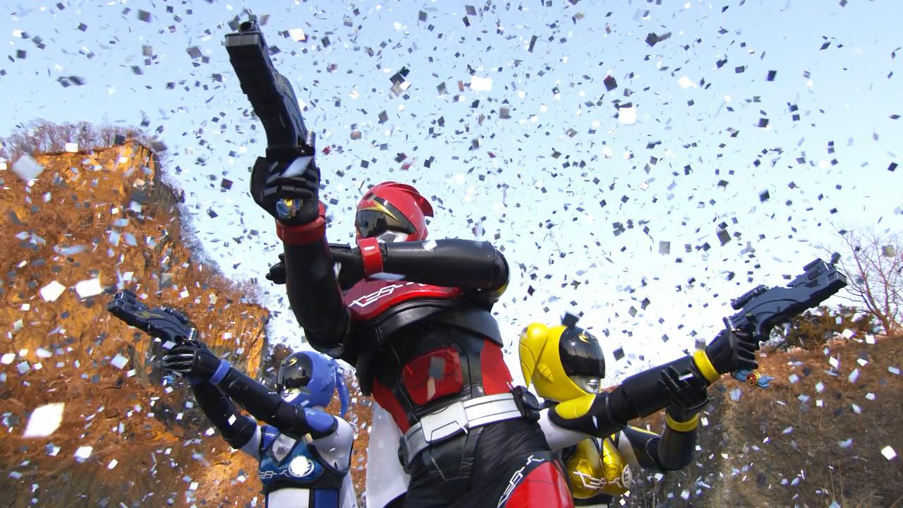 Hikounin Sentai Akibaranger