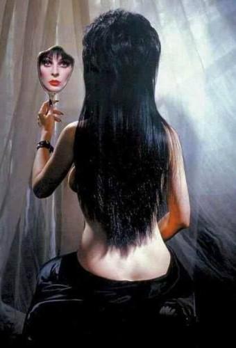 Too Macabre: The Making of Elvira, Mistress of the Dark