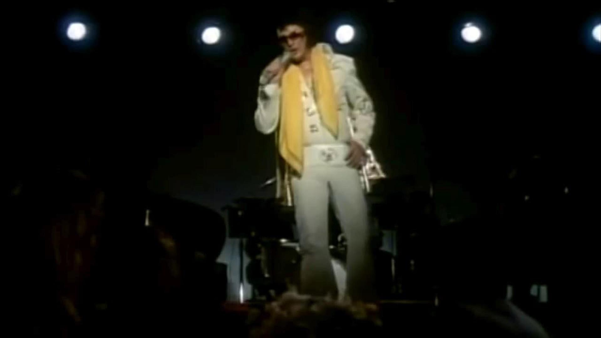 Elvis and the Beauty Queen