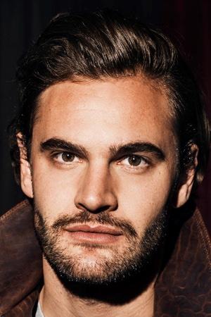 Picture of Tom Bateman