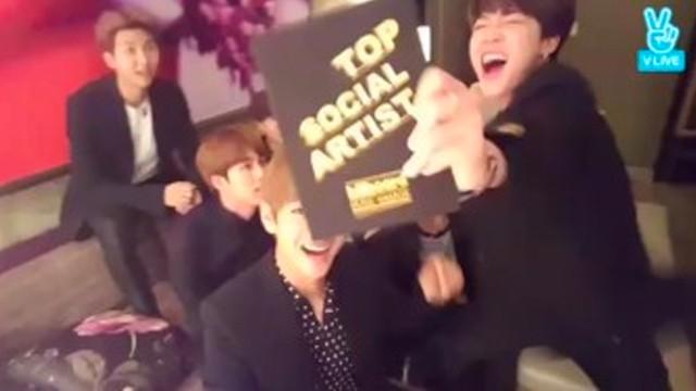 [BTS] 빌보들어가서 상탄소년단 (BTS won the BBMAs!)