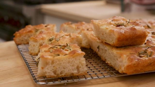 Soft & Crispy Focaccia