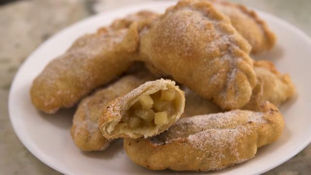 Apple Empanadas