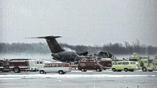 Taxiway Turmoil (Northwest Airlines Flights 299 & 1482)