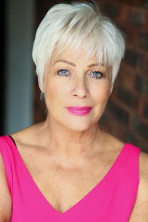 Picture of Denise Welch