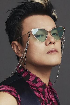 Picture of J.Y. Park
