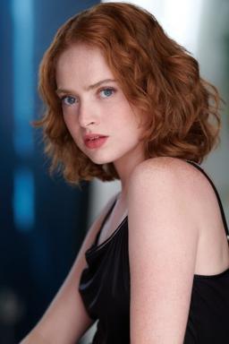 Zoé De Grand Maison