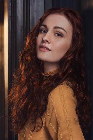 Picture of Sophie Skelton