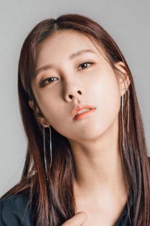 Picture of Stephanie Kim