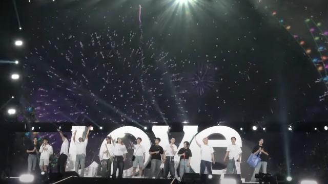 'LOVE' Fan Meet in Osaka Sketch