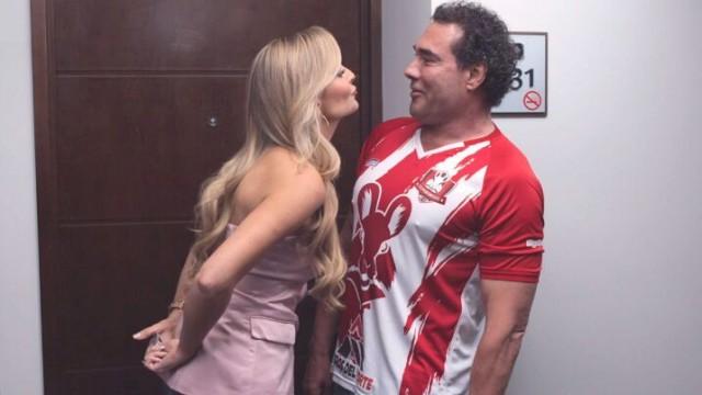 Nacho, dame un beso