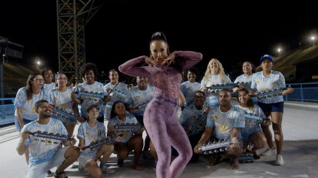 Sem Tempo Nem Documento