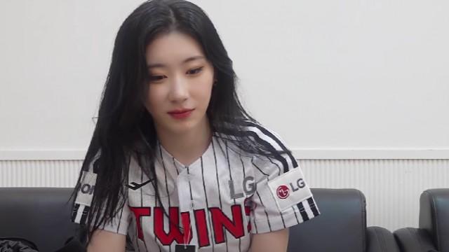 EP.166 Yeji & Chaeryeong's LG Twins First Pitch