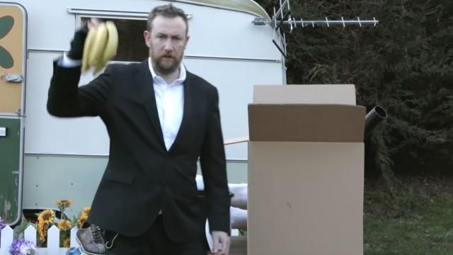 Series 6 - Exclusive Outtake - S6 Ep10 Alex Demonstrates Bowling Task SPOILER ALERT