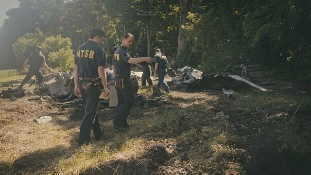 Deadly Climb (Midwest Express Airlines Flight 105)