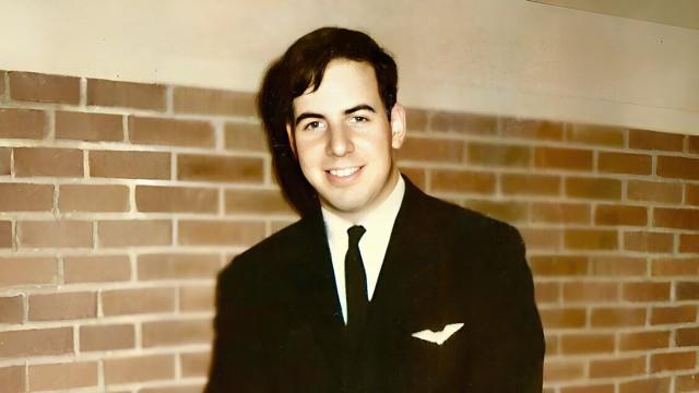 #253 - Prenda-me se for capaz: Frank Abagnale Jr.