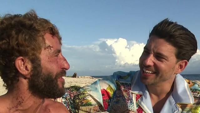 Última hora 12: Las última horas juntos de Pelayo y Gal