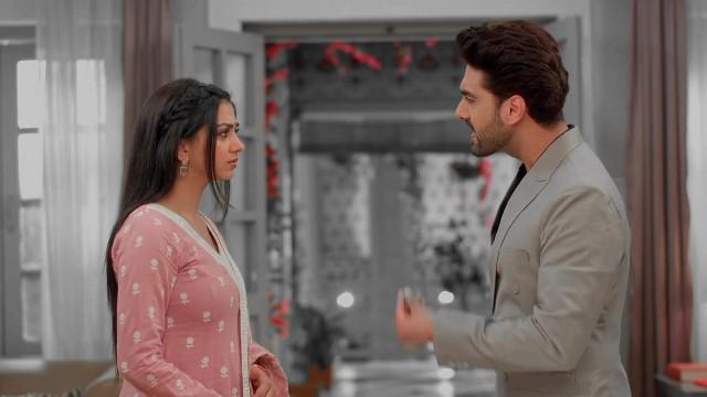 Armaan Snaps at Ruhi 