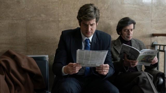 Don't Go Breaking My Heart