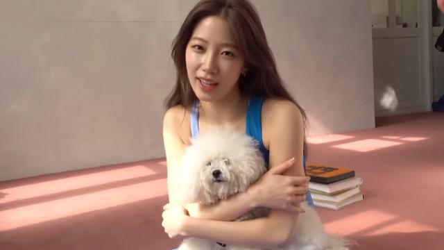 KAZUHA's 'lululemon' Ad Shoot Sketch