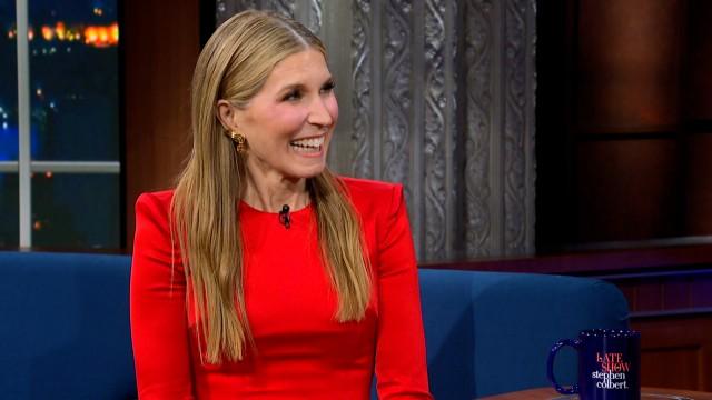 Nicolle Wallace, Cyndi Lauper