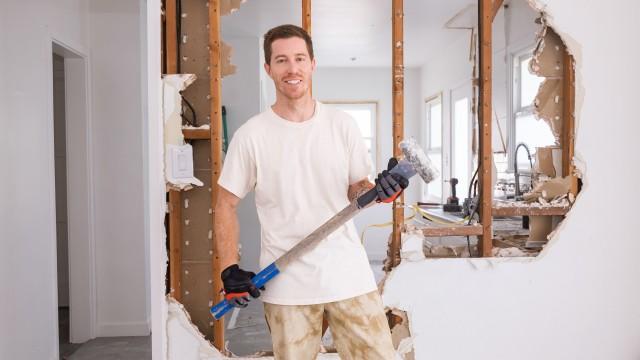 Shaun White Goes for Reno Gold