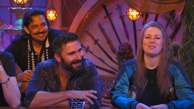 C4E002 - Broken Wing