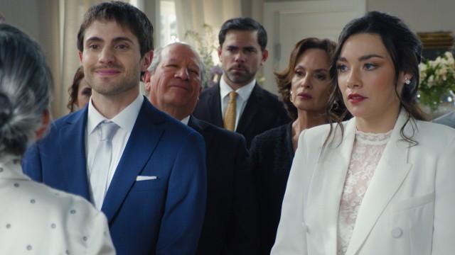 Ignacia decide su futuro en el altar