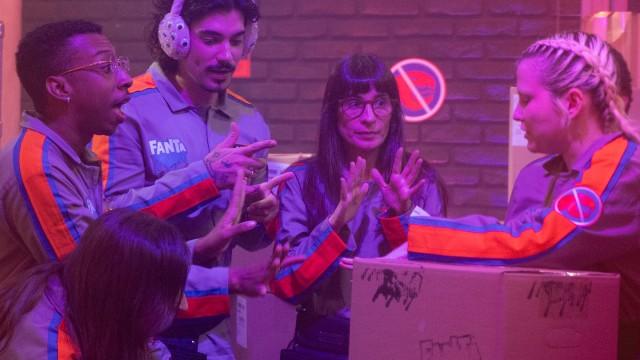 RESOLVENDO ENIGMAS PARA IMPEDIR UM ATAQUE