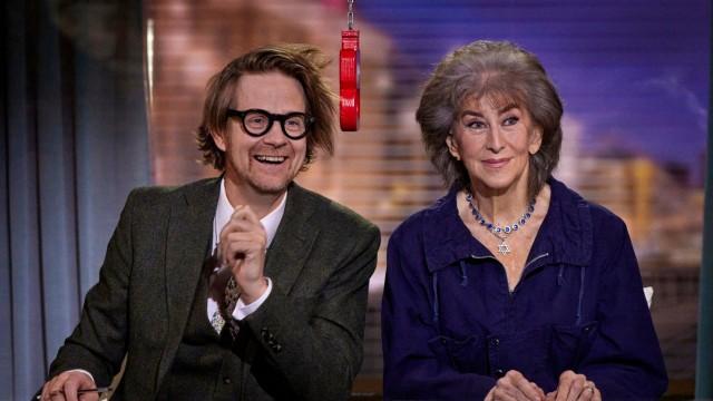 Grupp 2: Första matchen