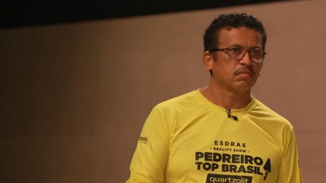 Eliminação E conflitos À Vista