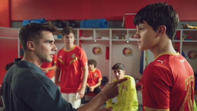 All Against the Hawks