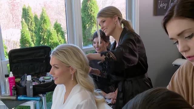 ‘Tis the Season to Get Married