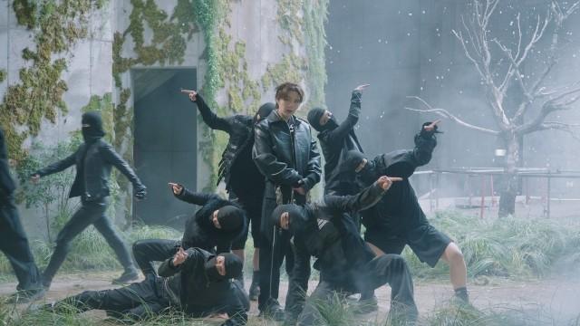 BTS ‘Hooligan’ MV Behind the Scenes