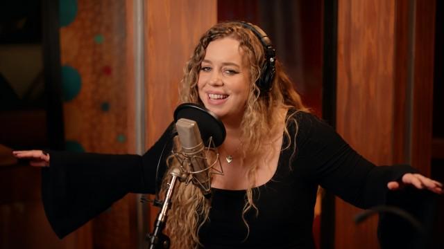 Edge of Seventeen (Stevie Nicks Cover) LIVE from East Iris Studio Nashville, TN