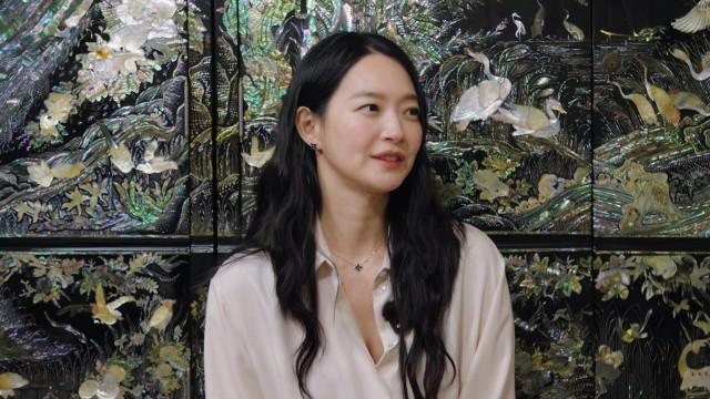 Can a Nine-tailed Fox Be the Queen of Comedy?